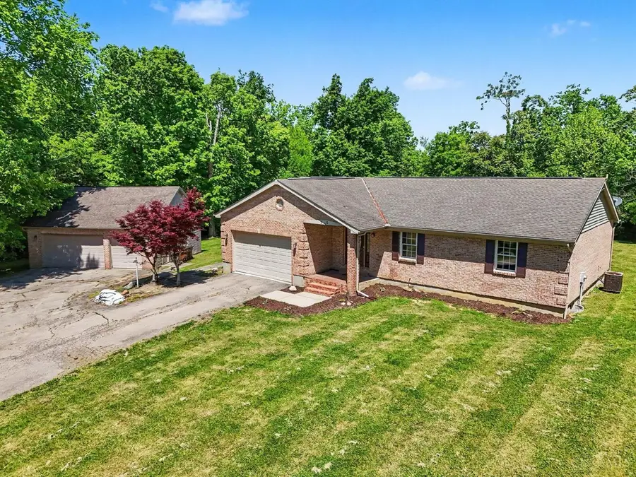 305 Eagle Knoll Drive, Washington, OH 45153 - #3