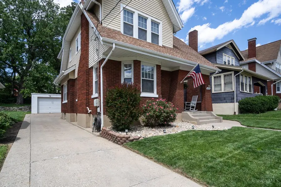 2226 Drex Avenue, Cincinnati, OH 45212 - #2