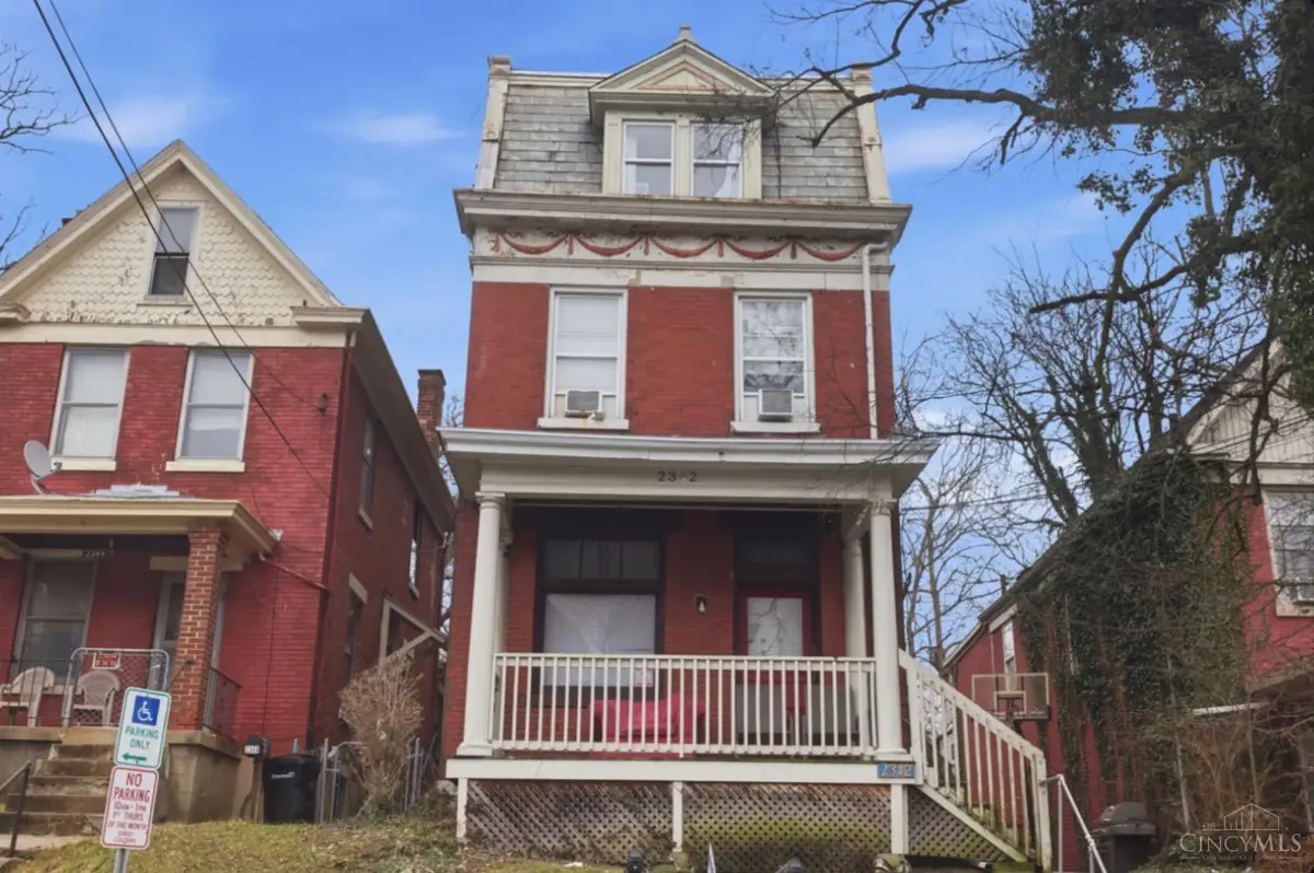 2342 Stratford Avenue, Cincinnati, OH 45219 - #1