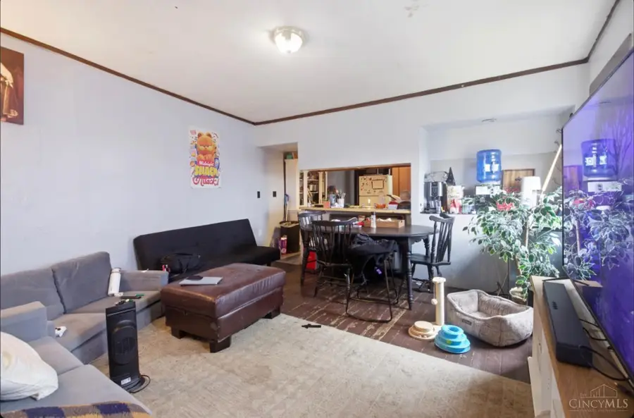2342 Stratford Avenue, Cincinnati, OH 45219 - #2
