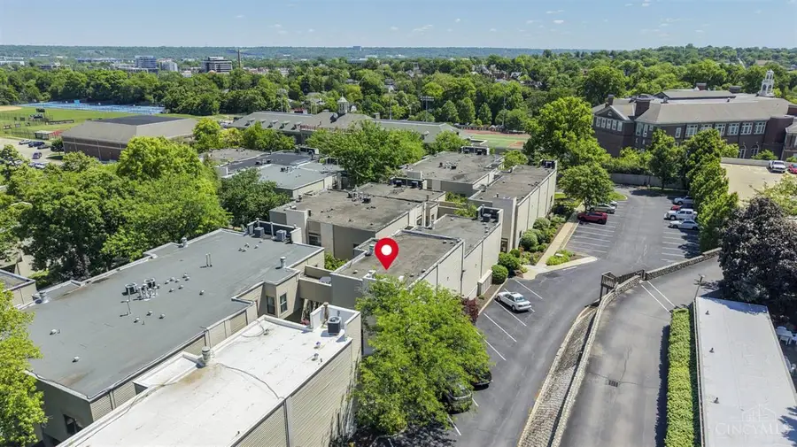 2394 Dana Avenue, Cincinnati, OH 45208 - #3