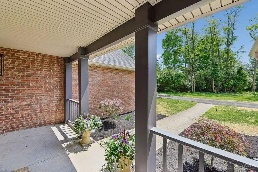 6149 Saint Regis Drive, Sycamore, OH 45236 - #3