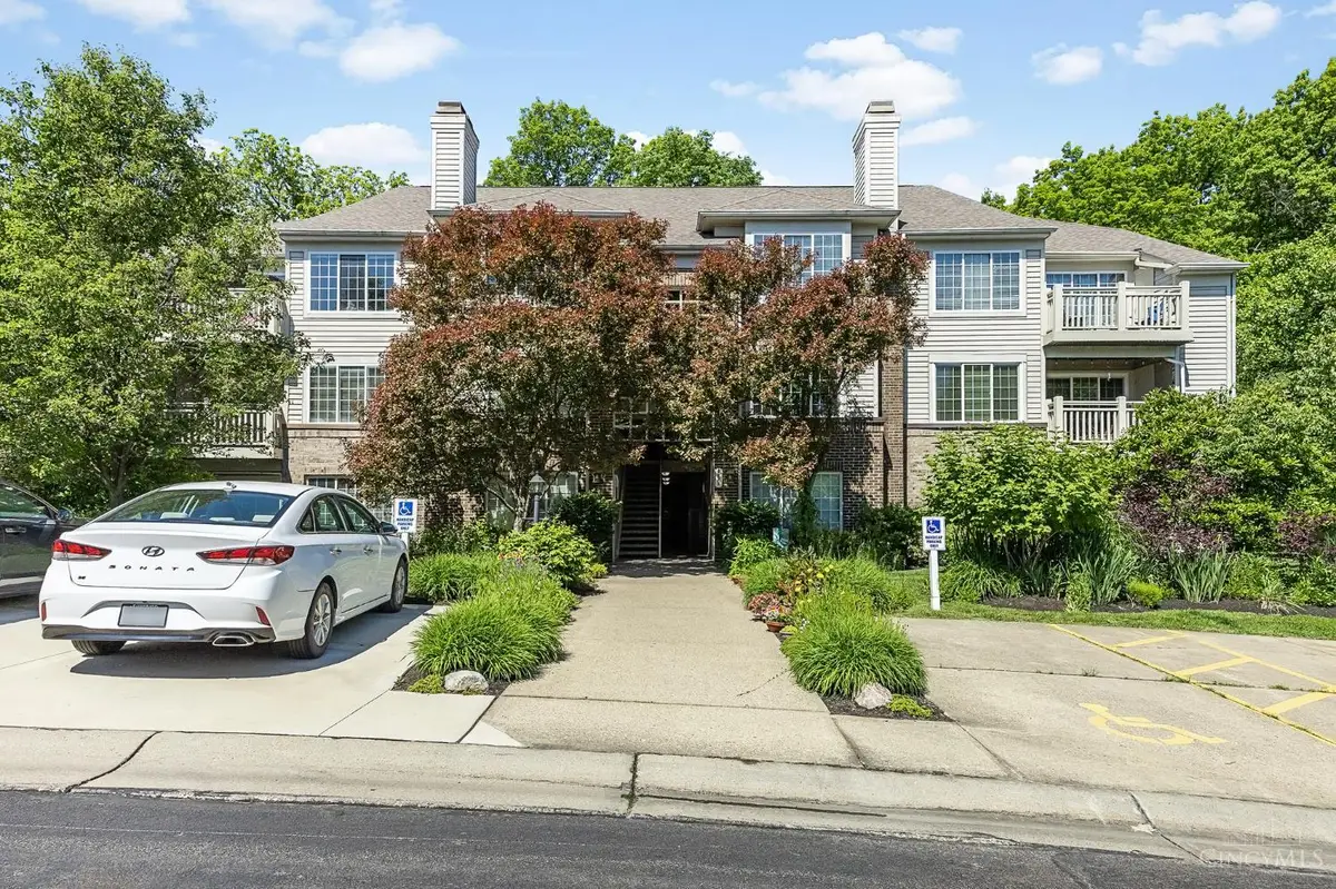 9821 Regatta Drive #303, Cincinnati, OH 45252 - #1