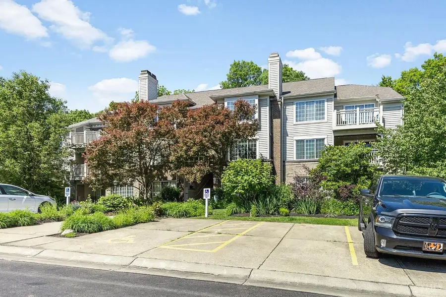 9821 Regatta Drive #303, Cincinnati, OH 45252 - #3