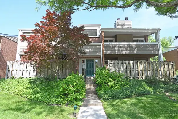 3433 Traskwood Circle #B, Cincinnati, OH 45208