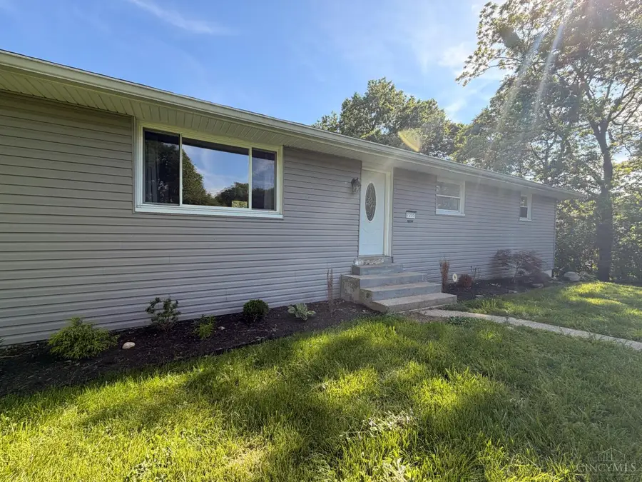 7205 Linn Road, Liberty, OH 45044 - #2