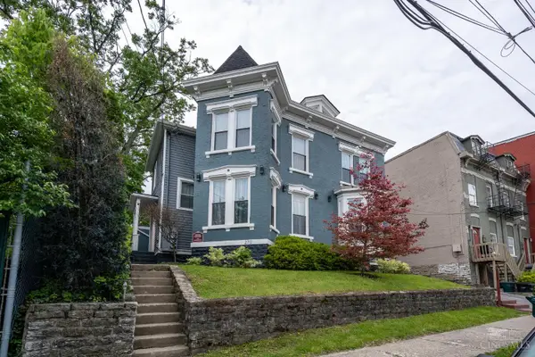 2711 Price Avenue, Cincinnati, OH 45204