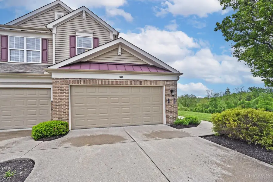 7302 Bridge Point Drive, Cincinnati, OH 45248 - #3