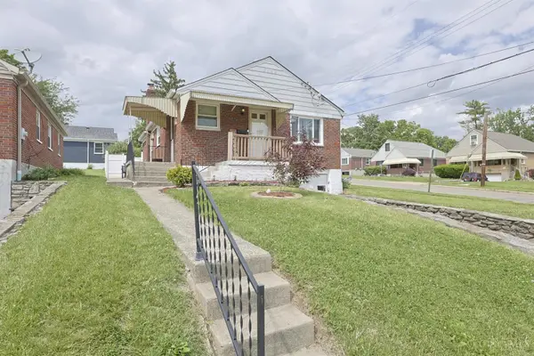 4000 Homelawn Avenue, Cheviot, OH 45211