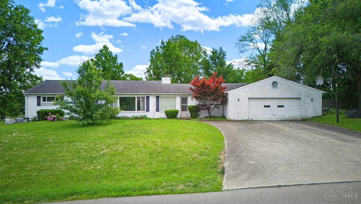 911 Lakeside Drive, Springfield, OH 45231 - #1