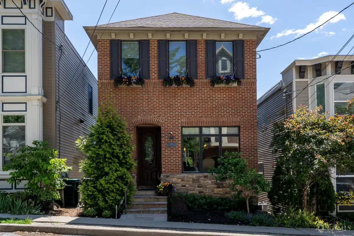 462 Strafer Street, Cincinnati, OH 45226 - #1