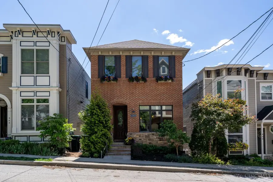 462 Strafer Street, Cincinnati, OH 45226 - #2