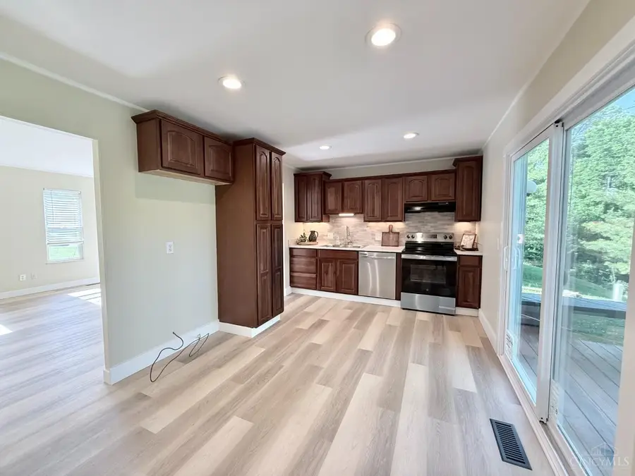 821 Allenwood Court, Delhi, OH 45238 - #3