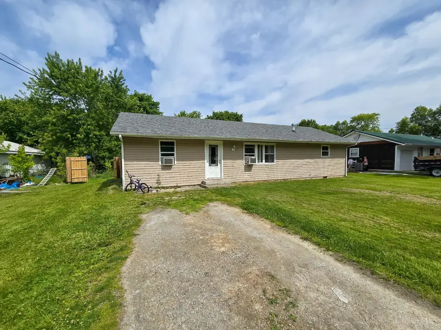 5464 Oak Grove Avenue, Blanchester, OH 45107 - #2