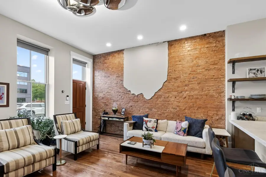 1008 Elm Street, Cincinnati, OH 45202 - #2