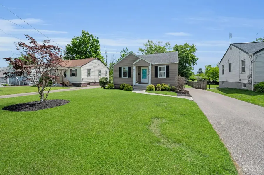 8620 Pine Road, Sycamore, OH 45242 - #2
