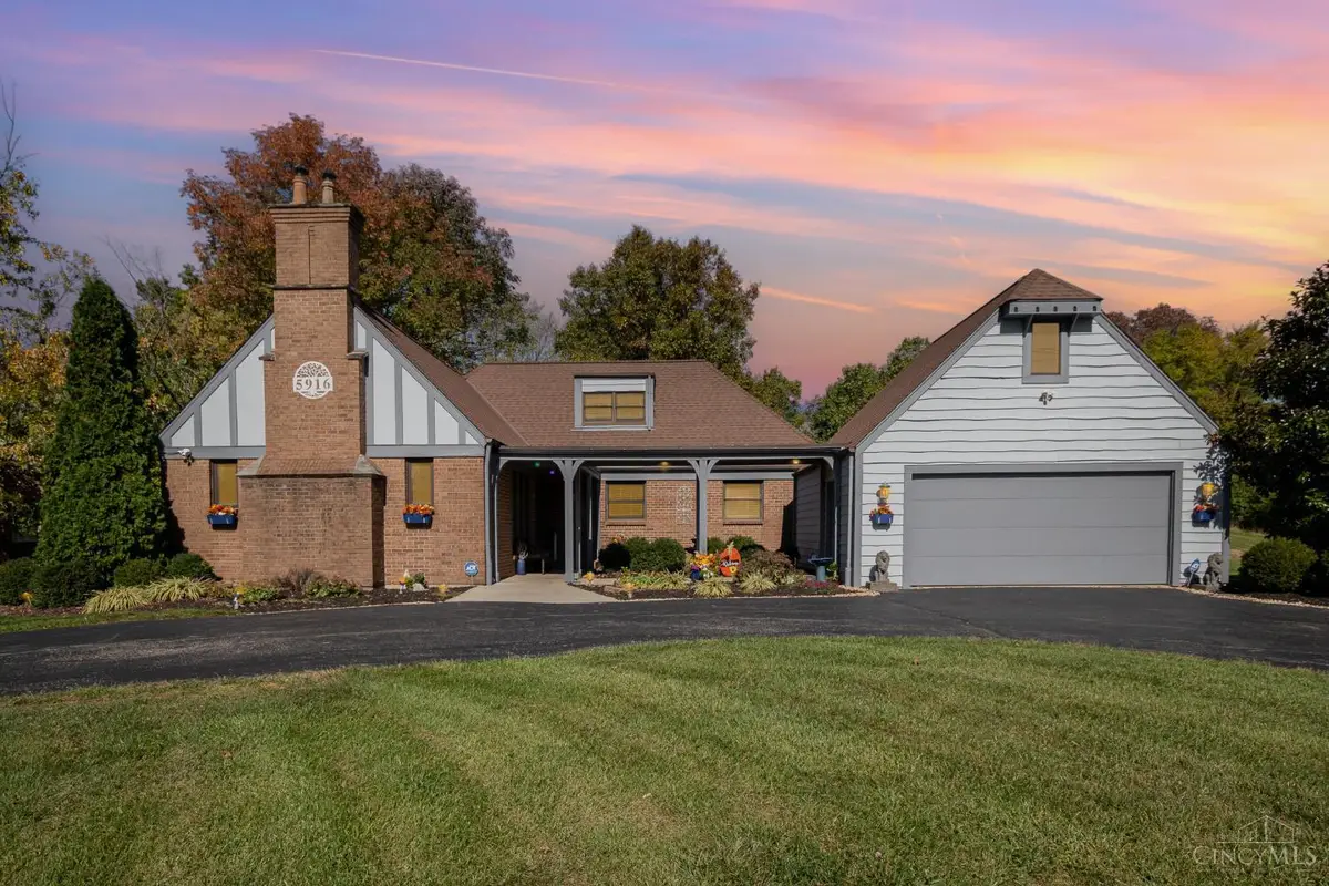 5912 Cleves Warsaw Pike, Covedale, OH 45233 - #1