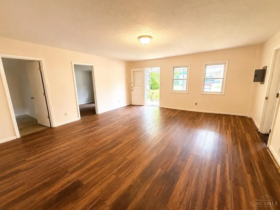 115 W Warren Street, Lebanon, OH 45036 - #2
