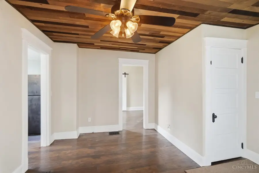 102 Franklin Street, Middletown, OH 45042 - #3