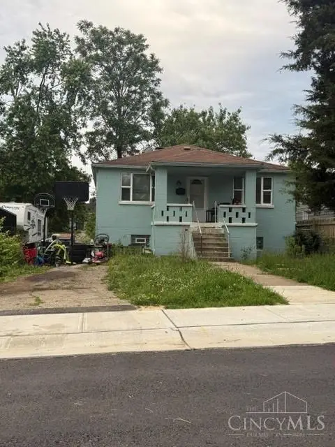 955 Simmons Avenue, Lincoln Heights, OH 45215 - #1