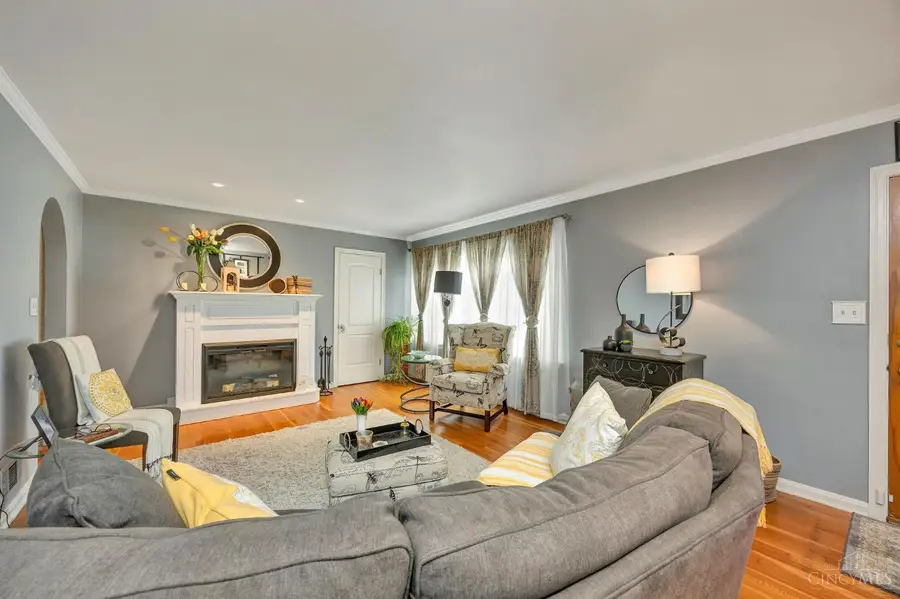 670 Hill Avenue, Hamilton, OH 45015 - #3
