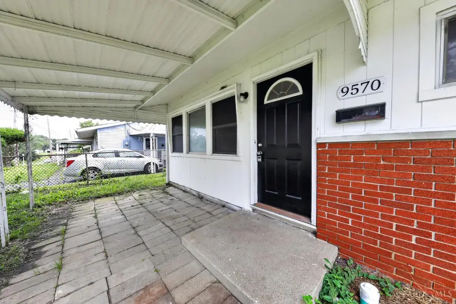 9570 Pippin Road, Northbrook, OH 45231 - #3