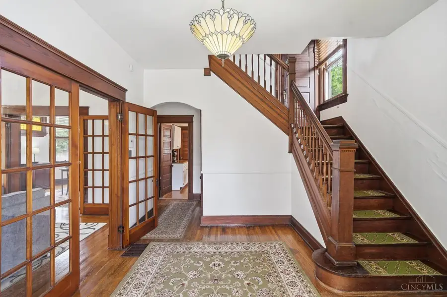3647 Paxton Avenue, Cincinnati, OH 45208 - #3