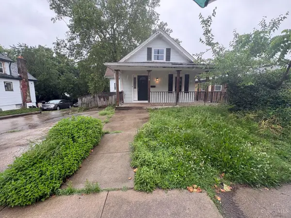 3718 Standish Avenue, Cincinnati, OH 45213