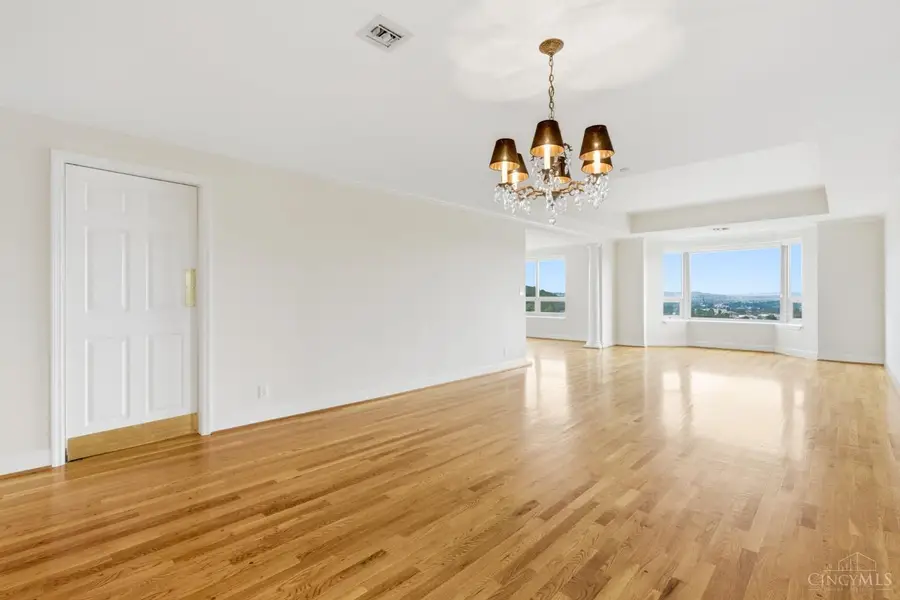 3435 Golden Avenue #901, Cincinnati, OH 45226 - #3