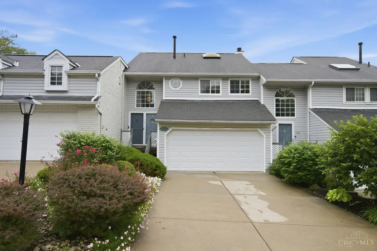 12150 Peak Drive, Cincinnati, OH 45246 - #1