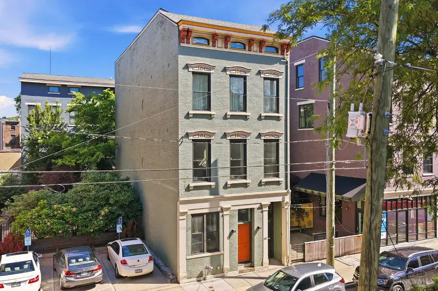 122 W Fifteenth St #222, Cincinnati, OH 45202 - #3