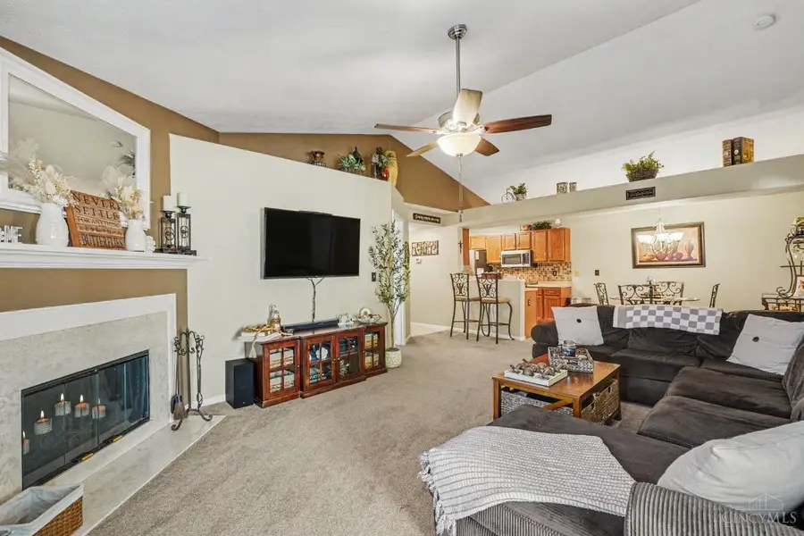 9805 Regatta Drive #301, Cincinnati, OH 45252 - #3