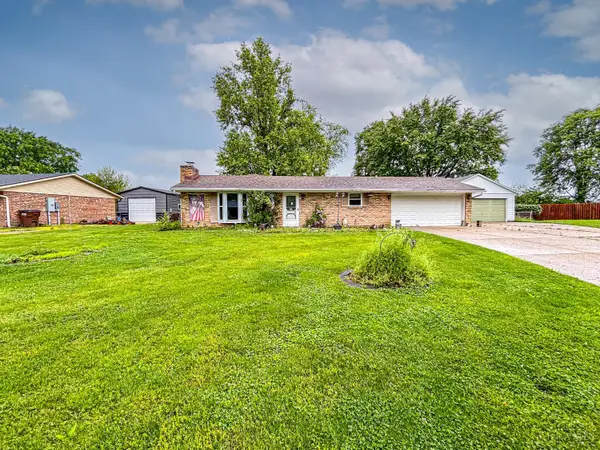250 Sunnybrook Trail, Enon, OH 45323