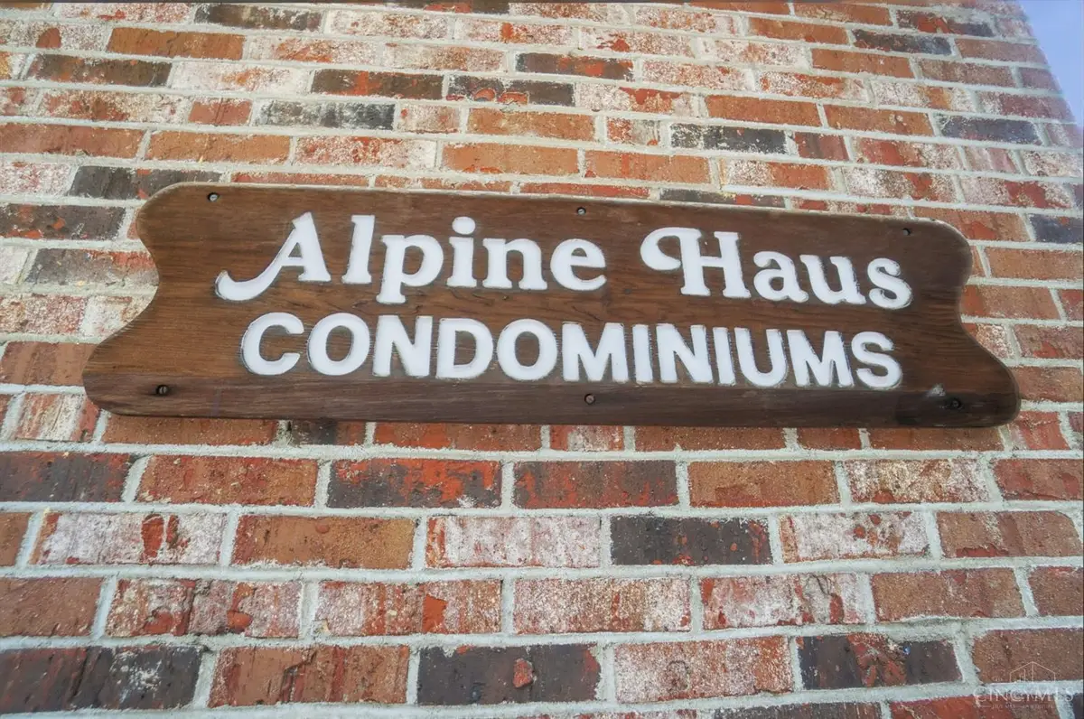 3069 Alpine Terrace #11B, Cincinnati, OH 45208 - #1