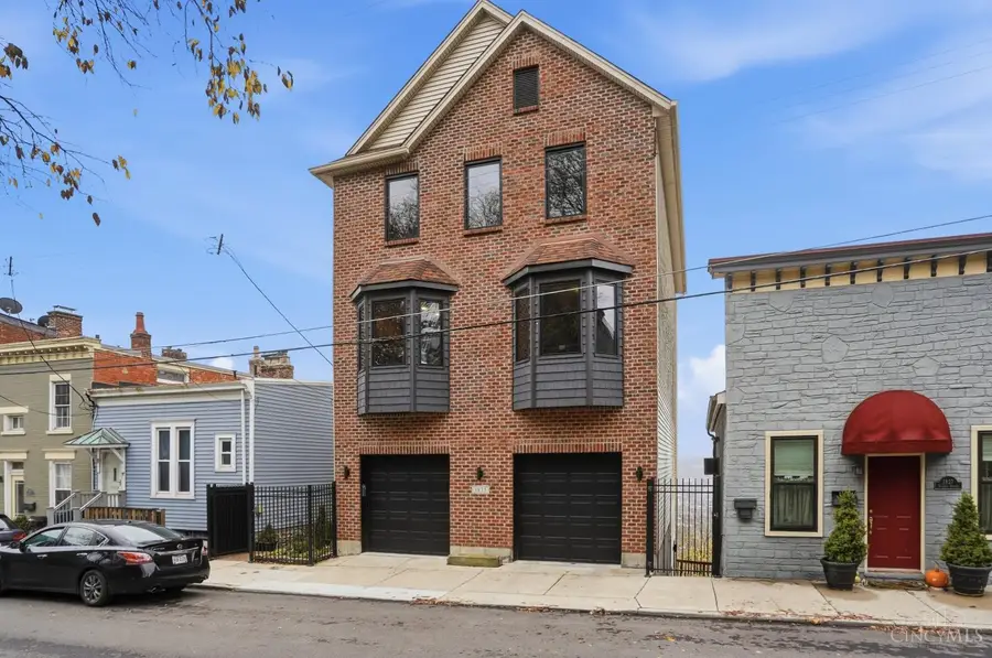 1825 Walker Street, Cincinnati, OH 45202 - #2