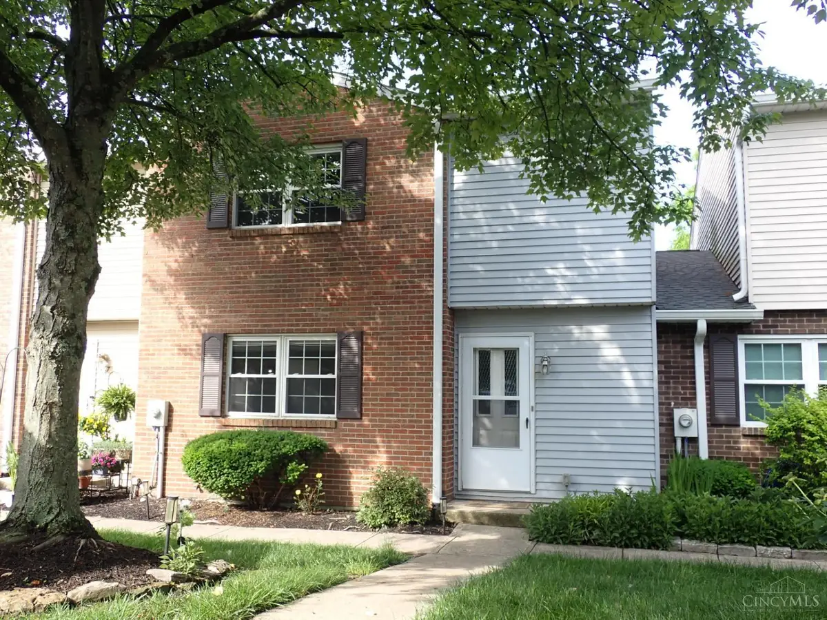 469 Maple Circle Drive, Springdale, OH 45246 - #1