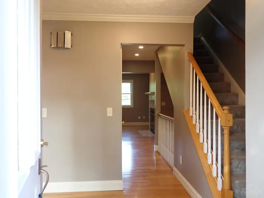 469 Maple Circle Drive, Springdale, OH 45246 - #2