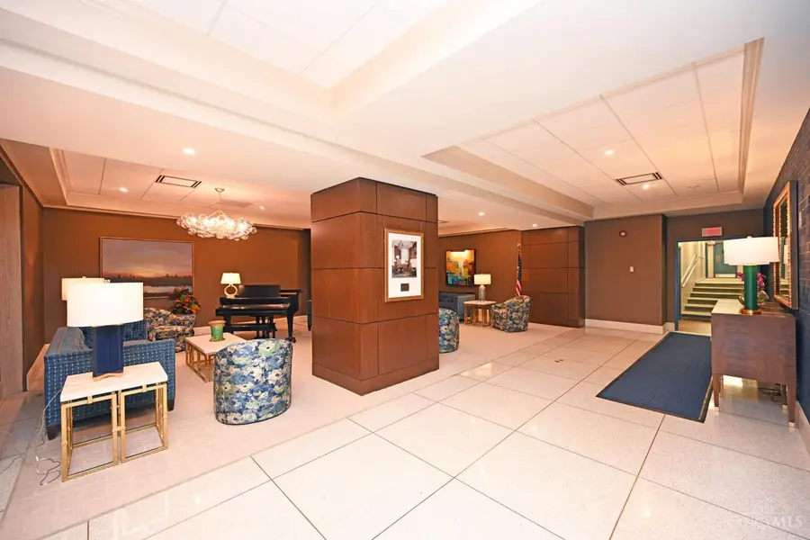2444 Madison Road #1811, Cincinnati, OH 45208 - #2
