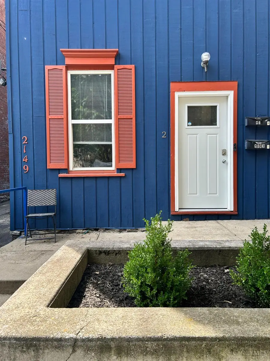 2149 W Clifton Avenue, Cincinnati, OH 45219 - #3