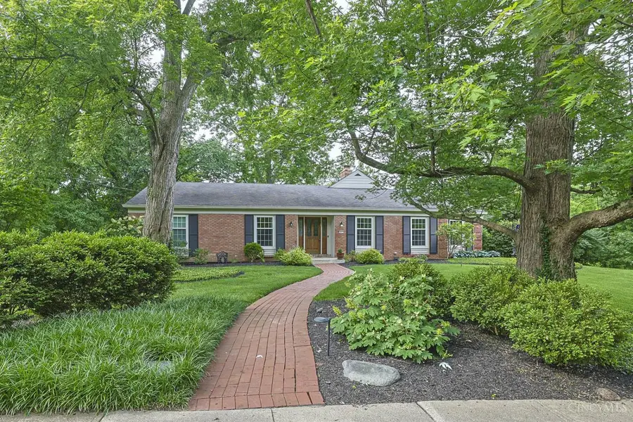 297 Ritchie Avenue, Wyoming, OH 45215 - #2