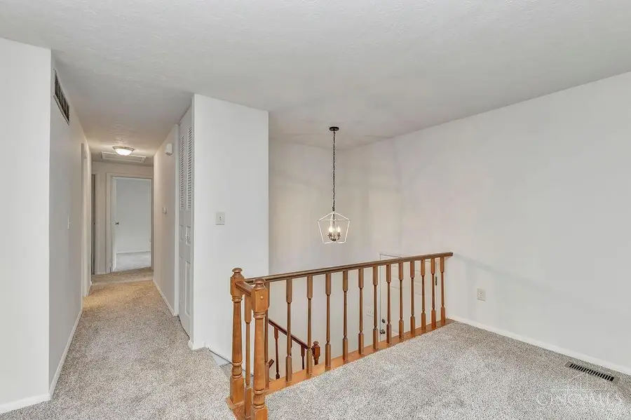 10683 Stonewood Court, Cincinnati, OH 45240 - #3
