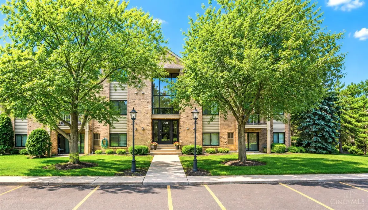 7645 Montgomery Road #10, Sycamore, OH 45236 - #1
