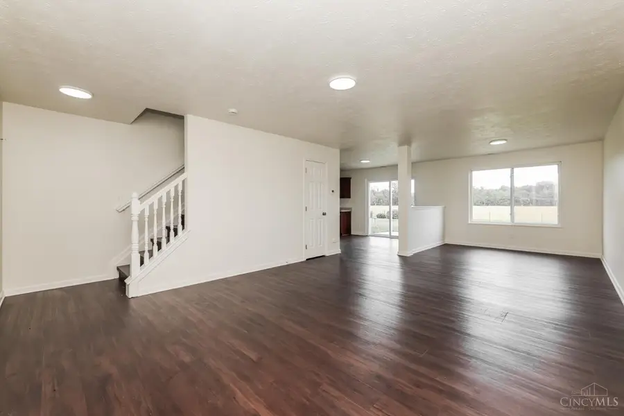 7346 Country Walk, Franklin, OH 45005 - #3
