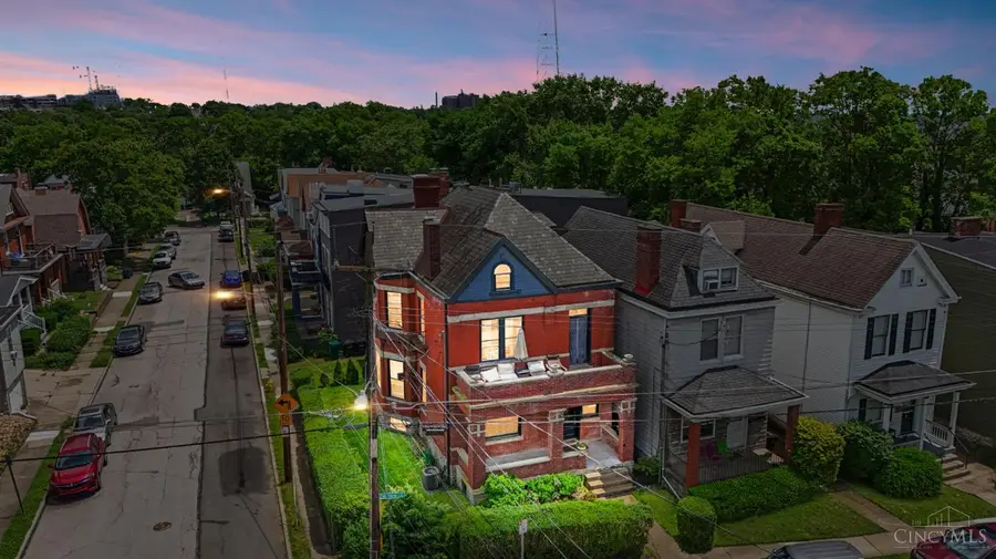 2412 Fairview Avenue, Cincinnati, OH 45219 - #2