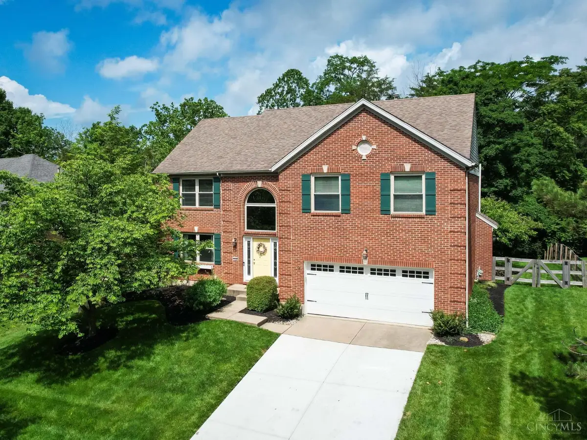 219 W Stoneridge Drive, Milford, OH 45150 - #1