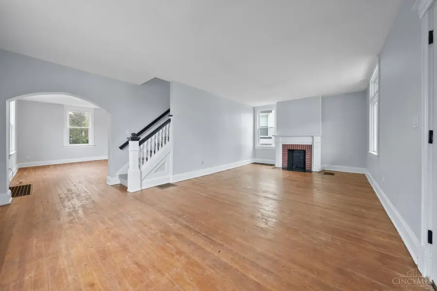 3517 Bevis Avenue, Cincinnati, OH 45207 - #3