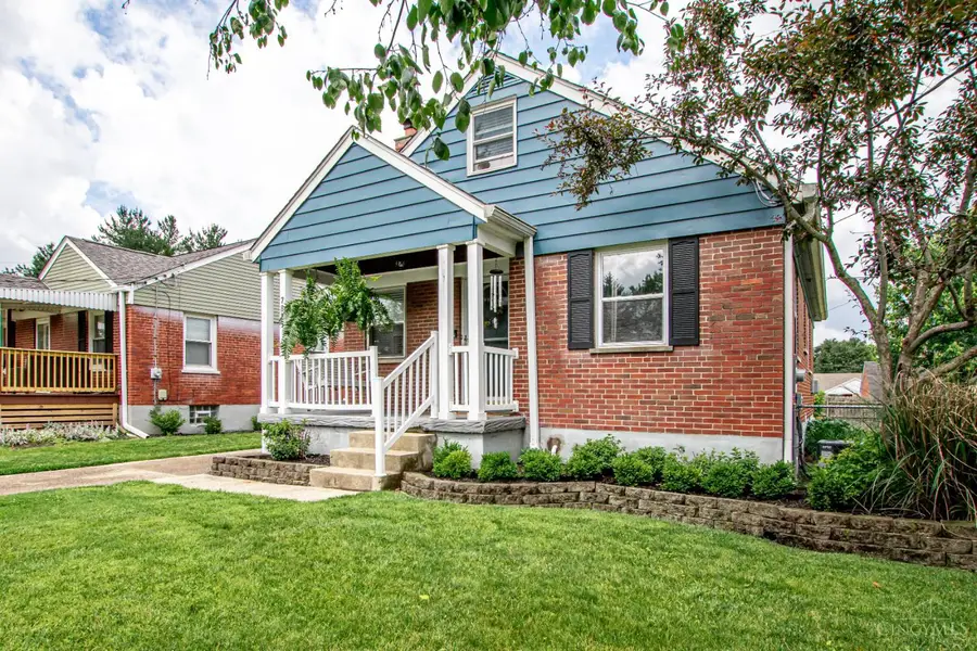 7825 Dearborn Avenue, Deer Park, OH 45236 - #3
