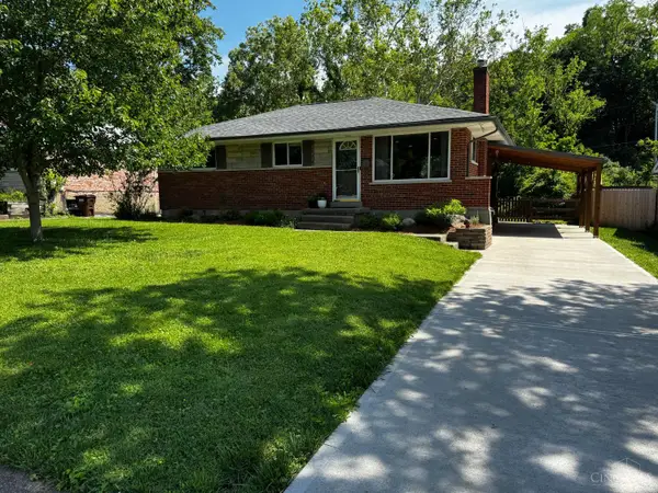 2572 S Kathwood Circle, Reading, OH 45236