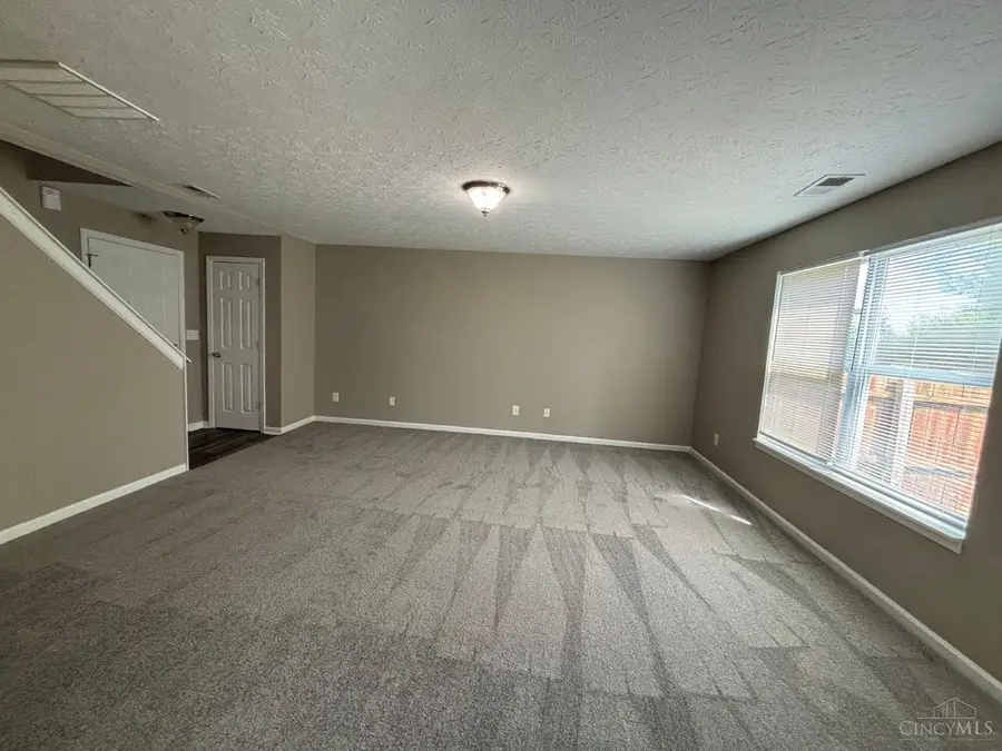 807 Glenway Drive, Hamilton, OH 45013 - #3