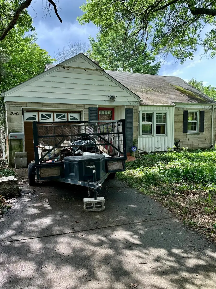 2845 Dunaway Avenue, Cincinnati, OH 45211 - #2